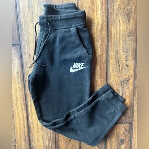 Nike Black Joggers With Pockets